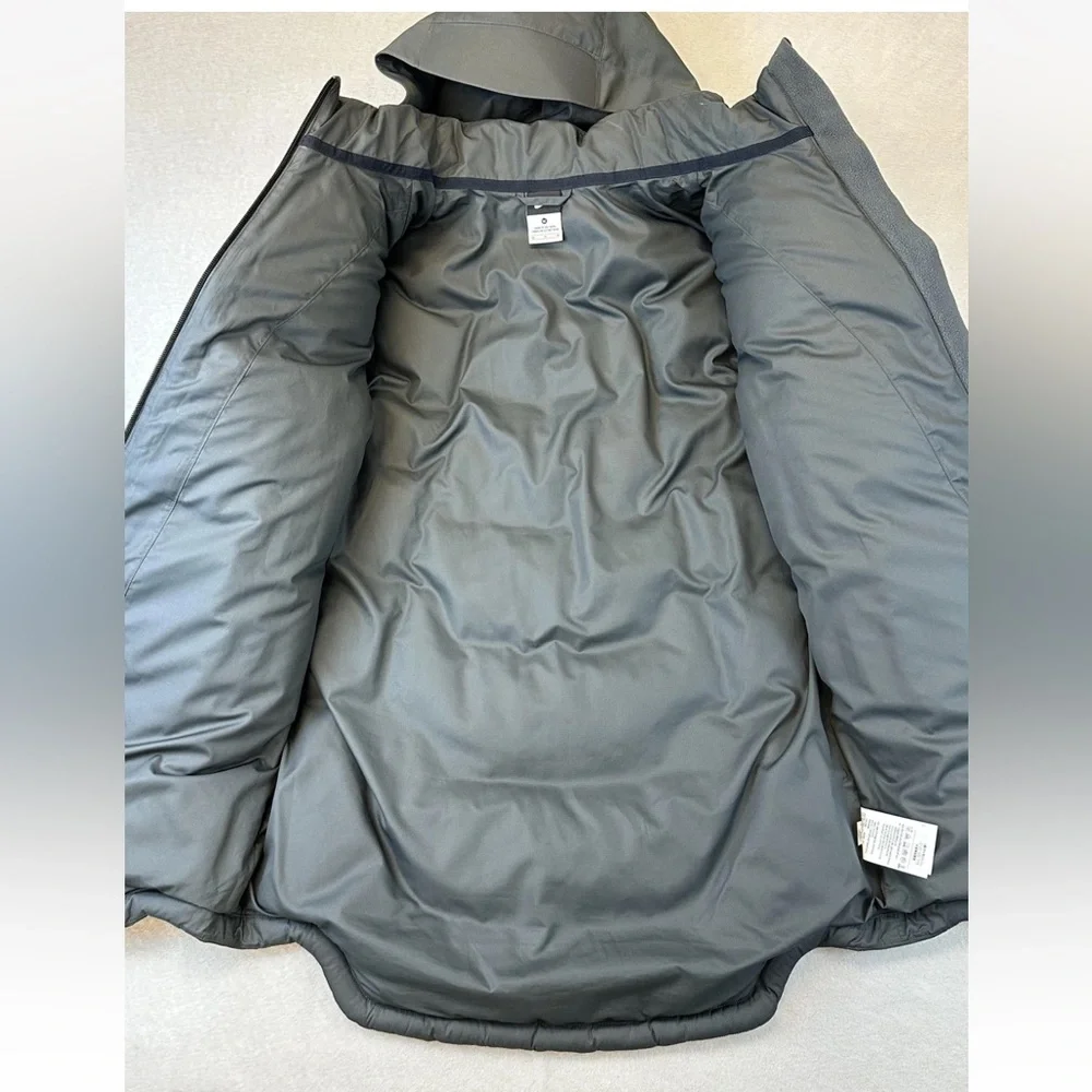 Nike Jacket Gray 378068-010 Thick Insulated Hooded Thick Tech Paneled Puffer